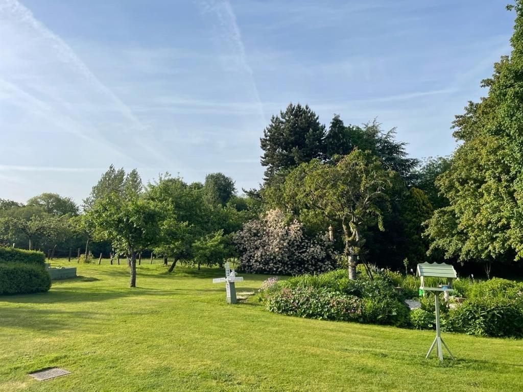 Gite Des Roses Le Grais Exterior foto